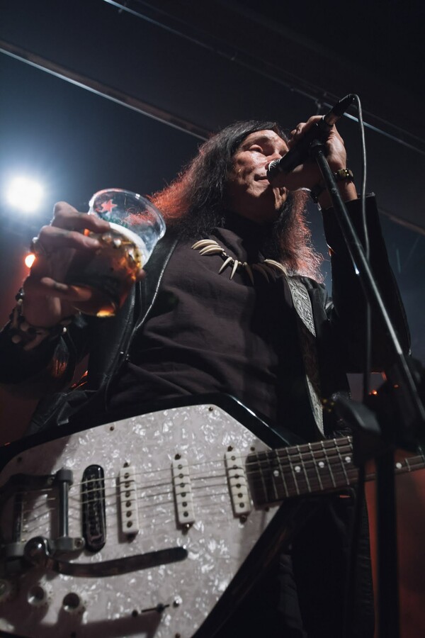 Fuzztones live