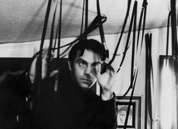 Ο μυστηριώδης Γκρέγκορι Μαρκόπουλος στην Tate Modern