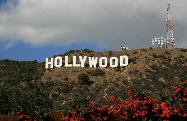 Hollywood Boulevard. Από τον Θοδωρή Κουτσογιαννόπουλο