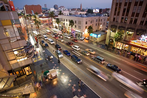 Hollywood Boulevard. Από τον Θοδωρή Κουτσογιαννόπουλο