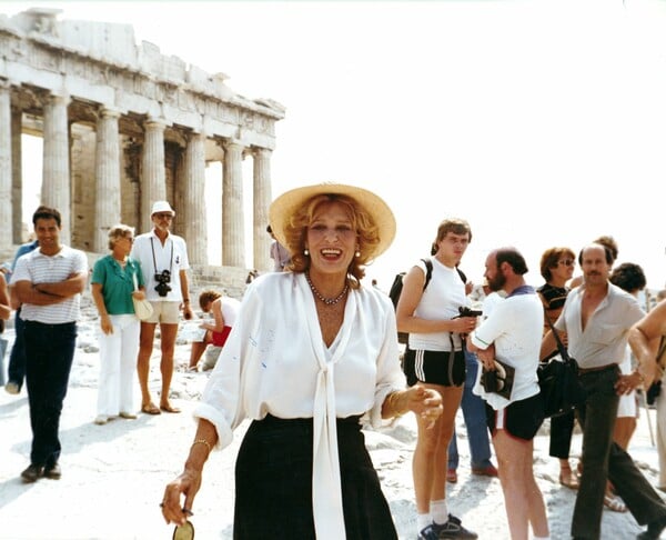 Η Μελίνα που λάτρευε τις κάμερες