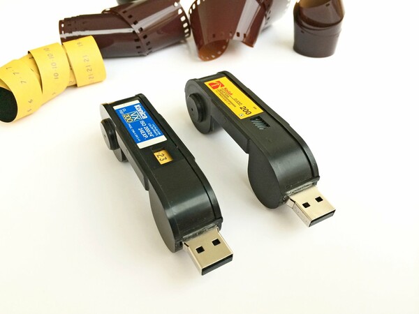 Τα πιο πρωτότυπα χειροποίητα USB sticks είναι ελληνικά