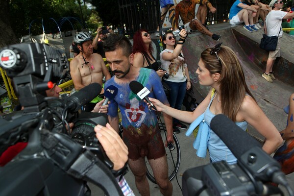 Η 7η Γυμνή Ποδηλατοδρομία στην Θεσσαλονίκη σε 60 φωτογραφίες