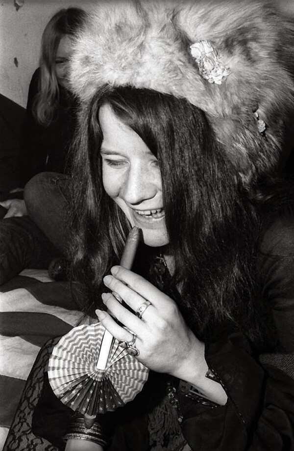 Εκπληκτικές ασπρόμαυρες φωτογραφίες της Janis Joplin το 1968