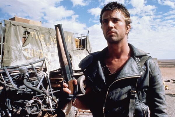 10 πράγματα που πρέπει να γνωρίζεις για τον θρύλο των ταινιών Mad Max