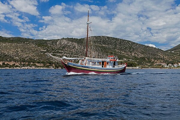 2ο Ναυτικό Σαλόνι Παραδοσιακών Σκαφών - Μέθανα, 2014