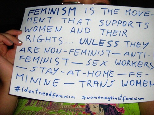 Οι 'Women Against Feminism" θέλουν τη γυναίκα δούλα και κυρά