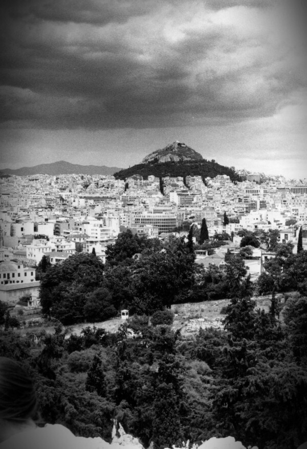 40 δυνατές εικόνες από την Αθήνα του τώρα