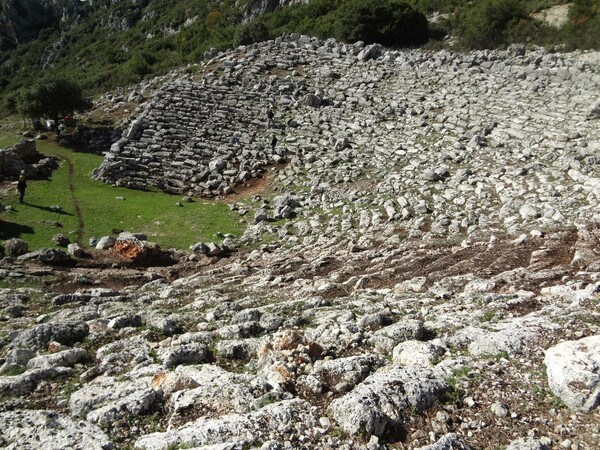 17 μαγικά αρχαία θέατρα της Ελλάδας