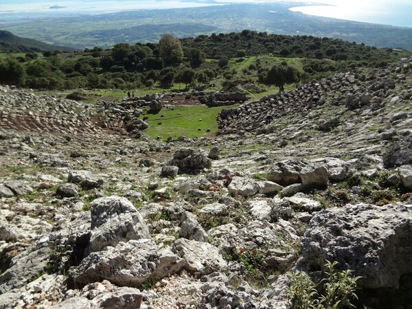 17 μαγικά αρχαία θέατρα της Ελλάδας