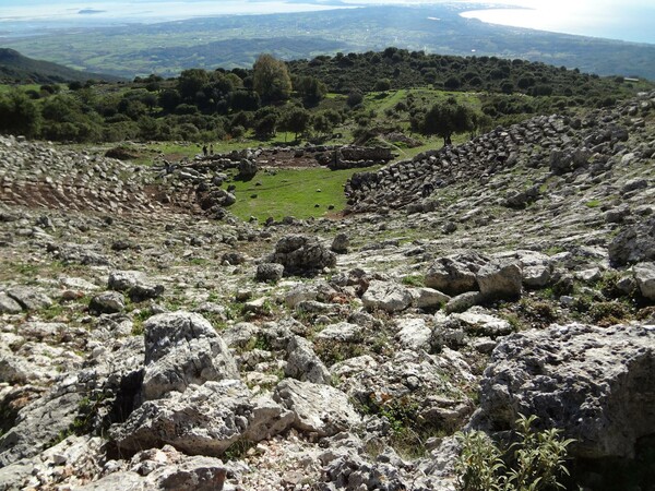 17 μαγικά αρχαία θέατρα της Ελλάδας