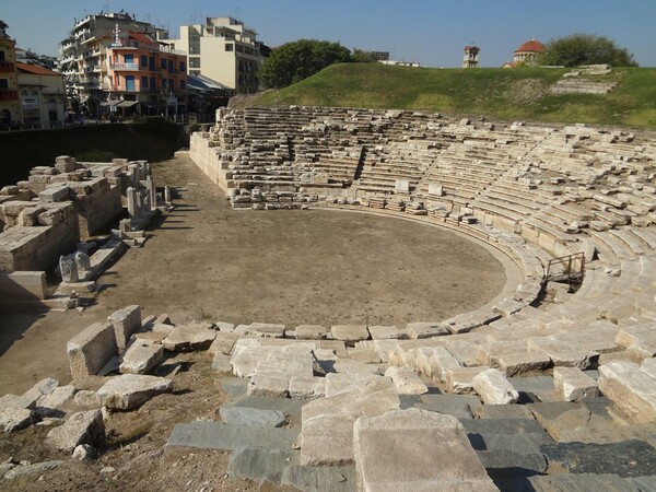 17 μαγικά αρχαία θέατρα της Ελλάδας