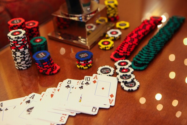 Poker Face: Ο Σωτήρης Κουτούπας πιστεύει στην τύχη