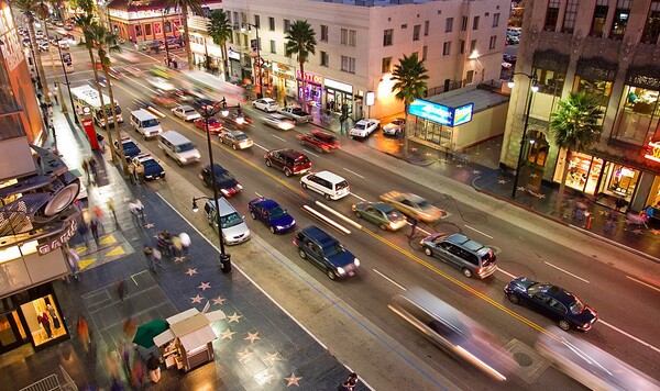 Hollywood Boulevard. Από τον Θοδωρή Κουτσογιαννόπουλο