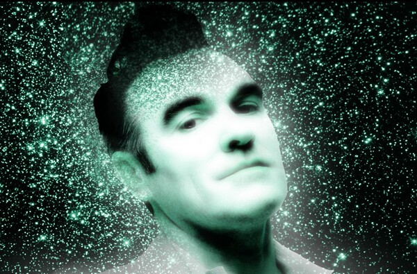 O Morrissey στο LIFO.gr: «Είμαι ένας από σας, δεν είμαι ψωνισμένος σελέμπριτι»