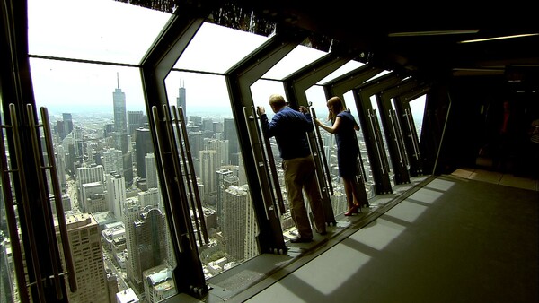 Τα υψοφοβικά παράθυρα του John Hancock Tower