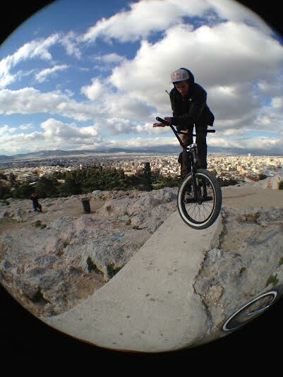 Ο BMX rider Παναγιώτης Μανάρας στο LIFO.gr 