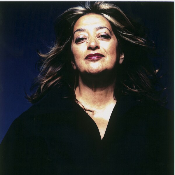 Η Zaha Hadid μού μιλά για αρχιτεκτονική (για περίπου 40 δευτερόλεπτα)