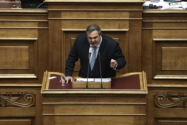 ΤΩΡΑ ΣΤΗ ΒΟΥΛΗ: Όλοι μοιάζουν έξαλλοι