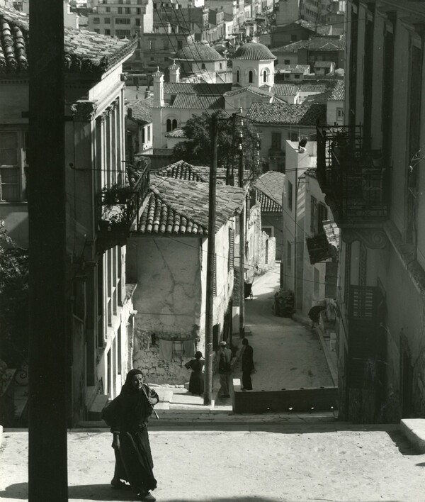 Η Ελλάδα του '60 μέσα απ' τα μάτια του Wolf Suschitzky, φωτογράφου ετών 102