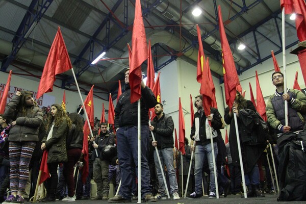 Η αργόσχολη κοσμοπλημμύρα για τον Καραμανλή