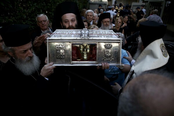 Σκηνές ροκ στην περιοδεία του λειψάνου της Αγίας Βαρβάρας