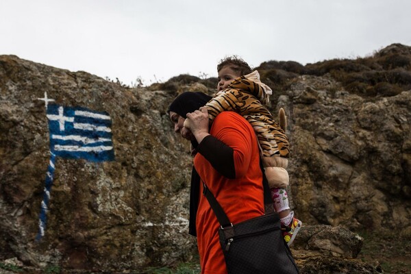 Η διαδρομή των προσφύγων στη Λέσβο, μέσα από 16 δυνατές φωτογραφίες