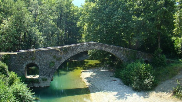 Τα 20 ωραιότερα γεφύρια της Ηπείρου που στέκουν ακόμα