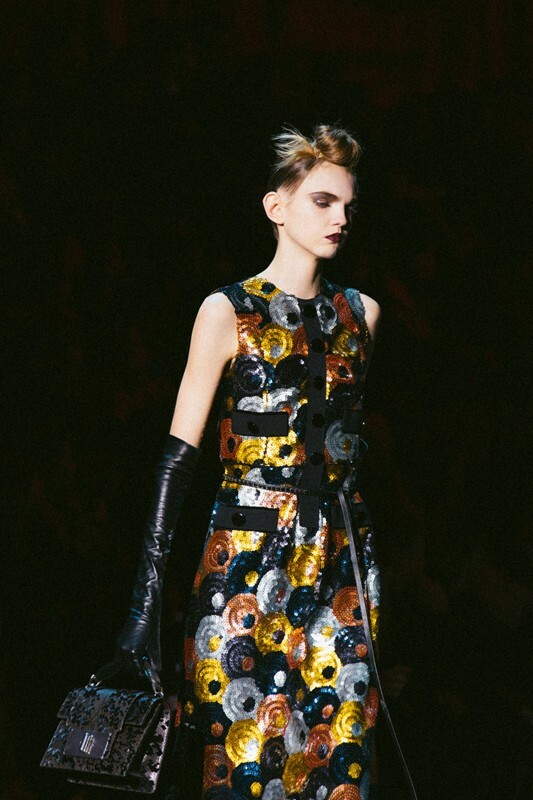 O Marc Jacobs απαρνιέται τα social media, την τεχνολογία, και το επαναστατικό ύφος των νέων σχεδιαστών