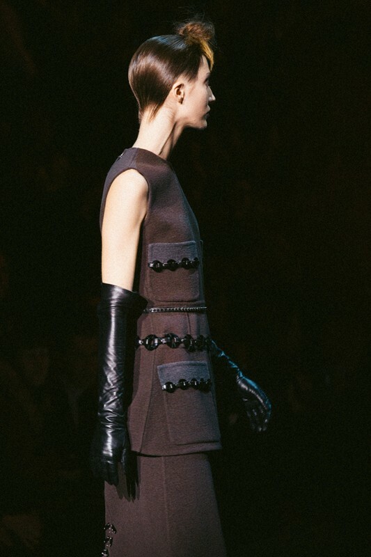 O Marc Jacobs απαρνιέται τα social media, την τεχνολογία, και το επαναστατικό ύφος των νέων σχεδιαστών