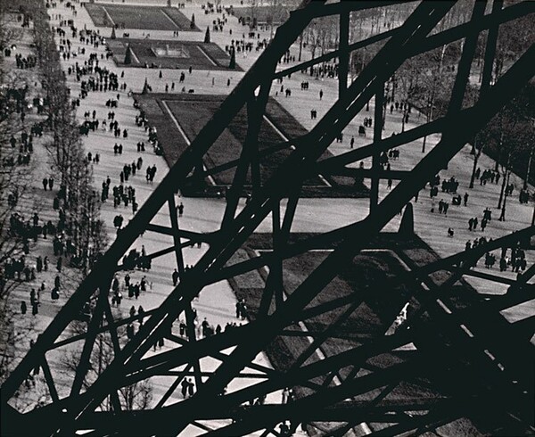 Ίλσε Μπίνγκ, αυτή είναι η βασίλισσα της Leica