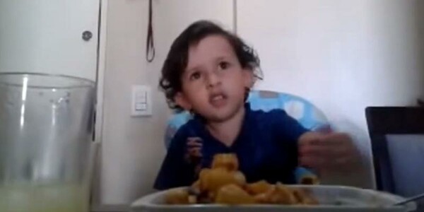To πολύ συγκινητικό βίντεο ενός τρίχρονου χορτοφάγου, που θα σου κάνει την καρδιά μαρούλι