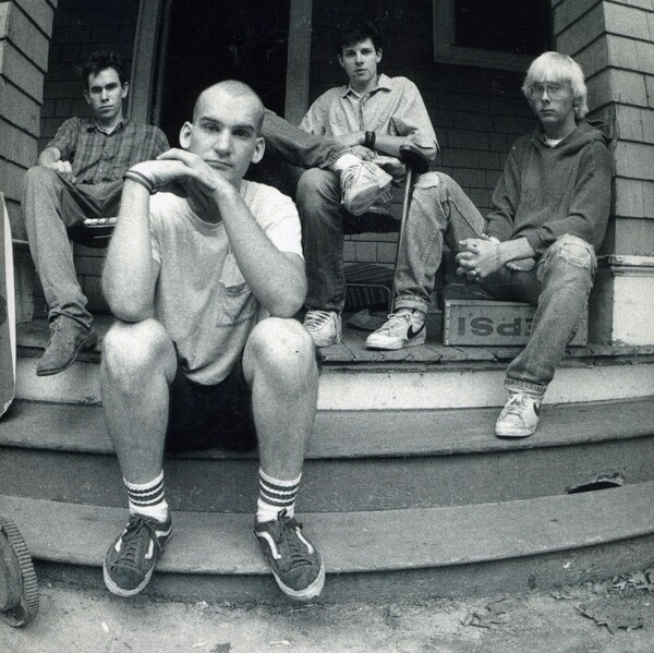 Minor Threat, Fugazi, Bad Brains.. Ξεκινώντας μία πανκ επανάσταση στην Ουάσινγκτον των 80s