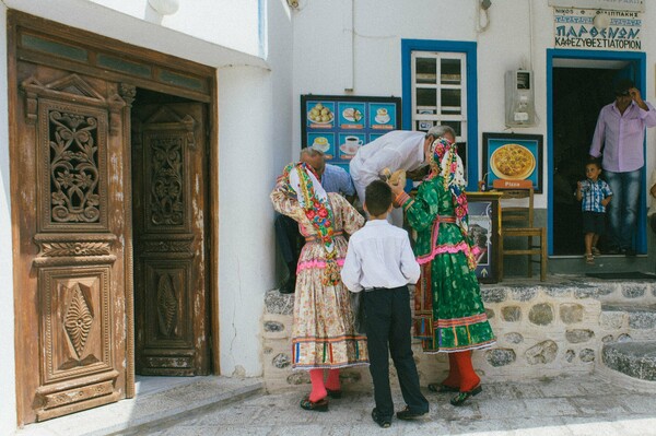 Ο σιγανός, "κάτω χορός" στην Όλυμπο Καρπάθου