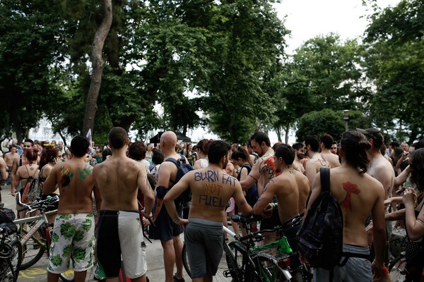 30 φωτογραφίες από την 8η Γυμνή Ποδηλατοδρομία της Θεσσαλονίκης 