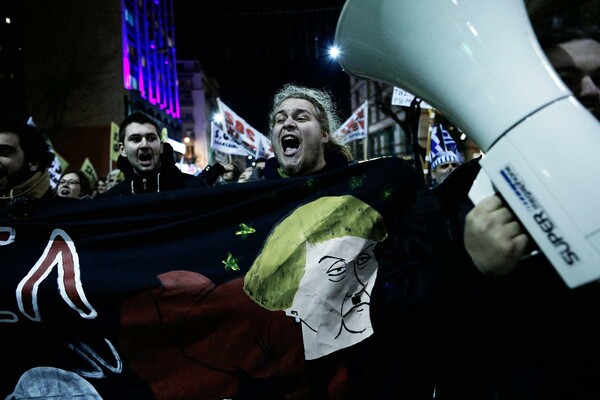 27 φωτογραφίες απ' την διαδήλωση στον Λευκό Πύργο