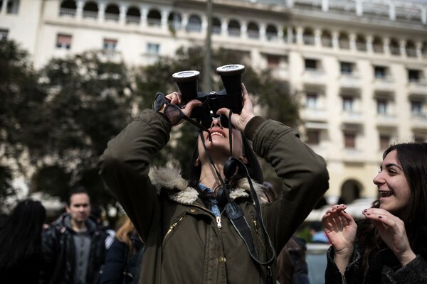 Η έκλειψη Ηλίου στην Αθήνα και την Θεσσαλονίκη 