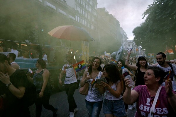 25 πολύχρωμες φωτογραφίες από το Pride της Θεσσαλονίκης