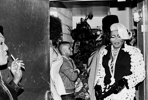 Καταγράφοντας την underground drag κοινότητα της Ουάσινγκτον σε φιλμ άσπρο-μαύρο
