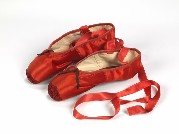 200 ζευγάρια σπάνια και πανέμορφα παπούτσια στο V&A Museum