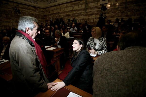 15 φωτογραφίες απ' την πρώτη (πανηγυρική) συνεδρίαση της Κ.Ο. του ΣΥΡΙΖΑ
