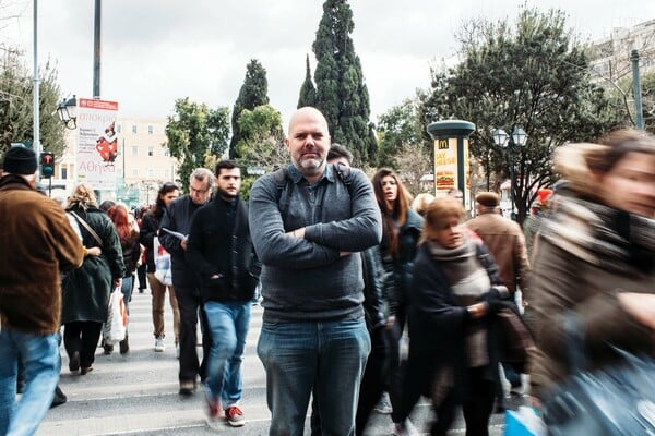 6 Έλληνες φωτογράφοι απαντούν: Έπρεπε ή όχι να δημοσιευτεί το πνιγμένο προσφυγόπουλο από τη Συρία;