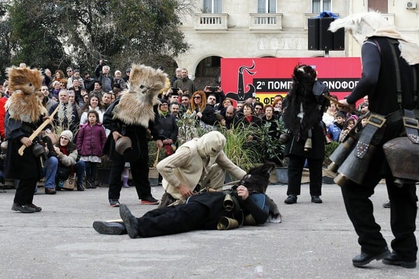 Οι Κωδωνοφόροι κατέλαβαν ξανά την Θεσσαλονίκη