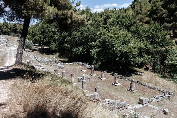 Στα ξεχασμένα ιερά της Ανατολικής Αττικής