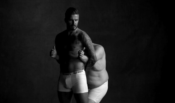 O David Beckham φορά τα εσώρουχά του και αυτοτρολάρεται 
