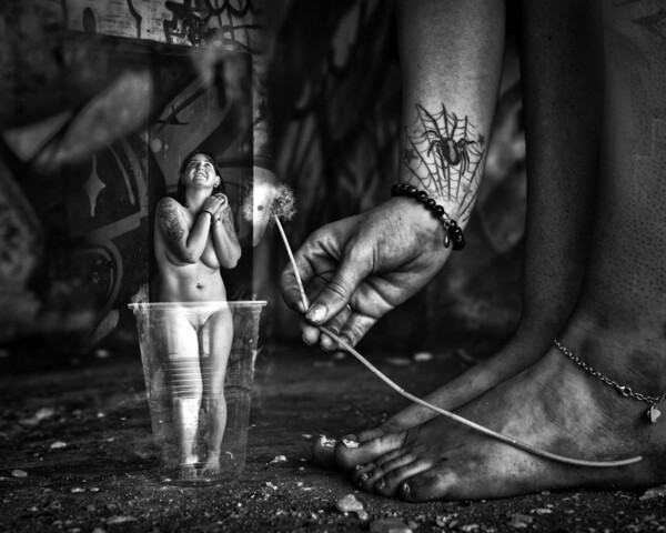 «Δεν θα έβγαζα αυτές τις φωτογραφίες, χωρίς να με έχουν ρουφήξει οι προσωπικοί μου δαίμονες»