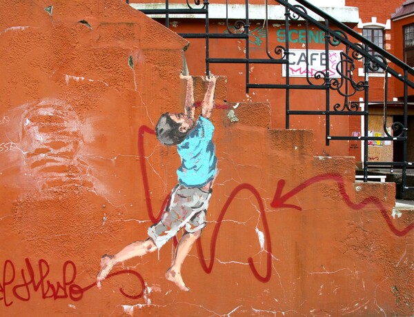 H συναρπαστική τέχνη του Ernest Zacharevic