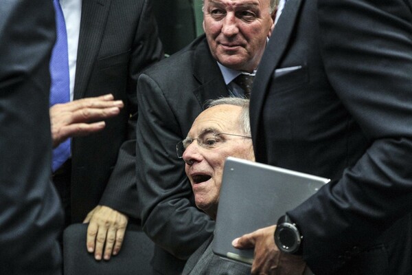 17 φωτογραφίες από την πρώτη του Τσακαλώτου