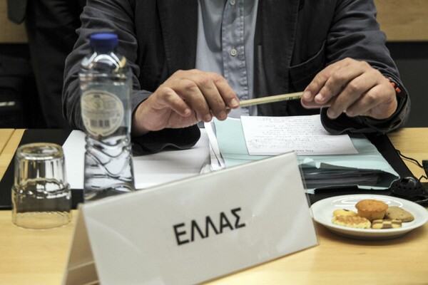 17 φωτογραφίες από την πρώτη του Τσακαλώτου