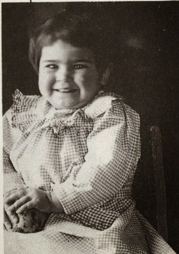  Όταν η Φρίντα Κάλο ήταν παιδί ήταν πολύ χαρούμενη